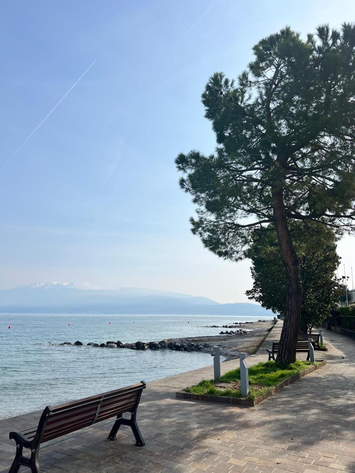 La Finestra Sul Garda Dreaming Holidays San Felice del Benaco Bagian luar foto