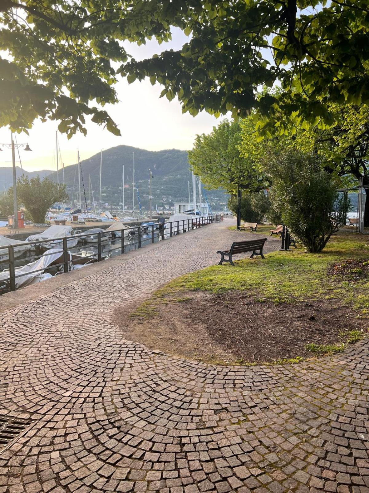 La Finestra Sul Garda Dreaming Holidays San Felice del Benaco Bagian luar foto