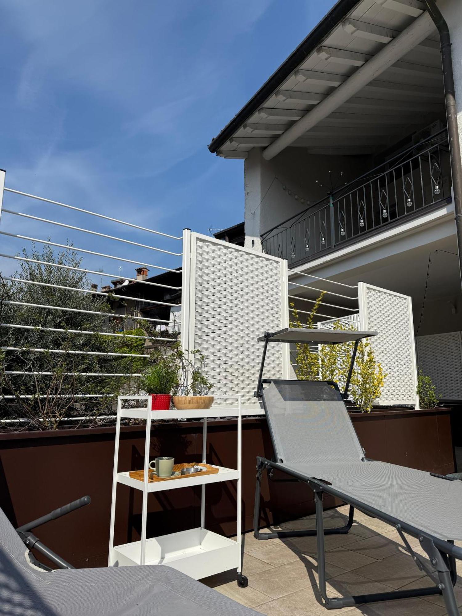 La Finestra Sul Garda Dreaming Holidays San Felice del Benaco Bagian luar foto